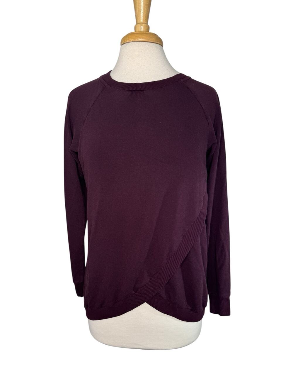 SERAPHINE Crossover Petal Maternity Nursing Sweatshirt Merlot Purple Size Small